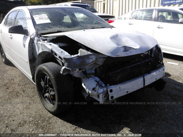 1G1ZB5E07CF110027 - 2012 CHEVROLET MALIBU LS თეთრი ფოტო 6