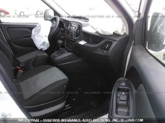 ZFBERFBB9H6E09075 - 2017 RAM PROMASTER CITY SLT 未知 照片 5