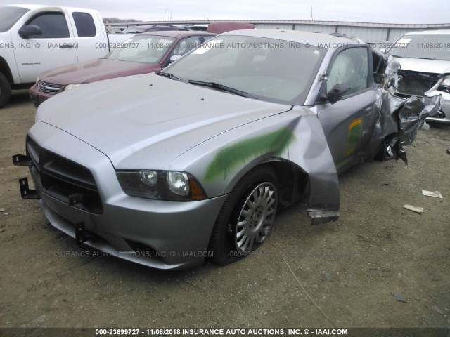 2C3CDXKT9EH364538 - 2014 DODGE CHARGER POLICE SILVER photo 2