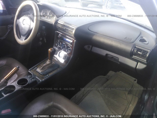 WBACN33401LM00555 - 2001 BMW Z3 2.5 MAROON photo 5