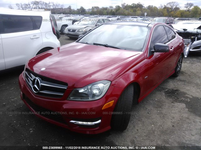 WDDGJ4HB5DG001222 - 2013 MERCEDES-BENZ C 250 RED photo 2