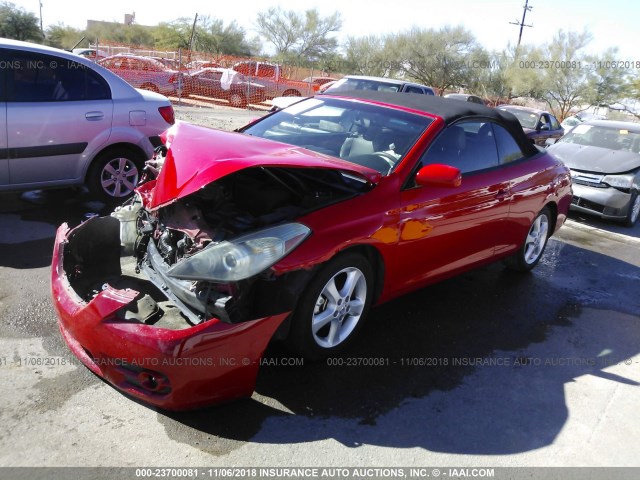 4T1FA38P97U114457 - 2007 TOYOTA CAMRY SOLARA SE/SLE RED photo 2