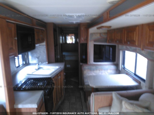 5B4MP67G073423808 - 2007 WORKHORSE CUSTOM CHASSIS MOTORHOME CHASSIS W22 Unknown photo 8