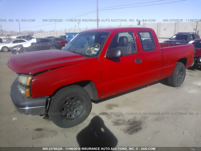 1GCEC19X46Z152838 - 2006 CHEVROLET SILVERADO C1500 RED photo 2