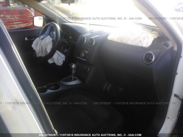 JN8AS5MV1BW298855 - 2011 NISSAN ROGUE S/SV/KROM WHITE photo 5