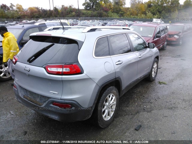 1C4PJMCB0FW639629 - 2015 JEEP CHEROKEE LATITUDE GRAY photo 4