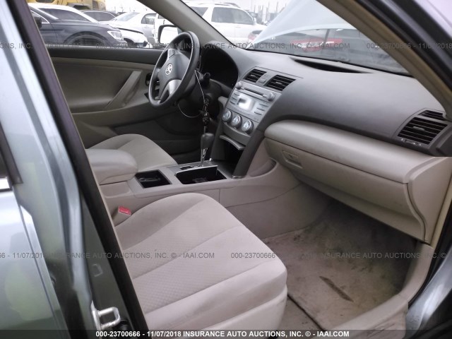 4T4BE46K18R046307 - 2008 TOYOTA CAMRY CE/LE/XLE/SE GREEN photo 5