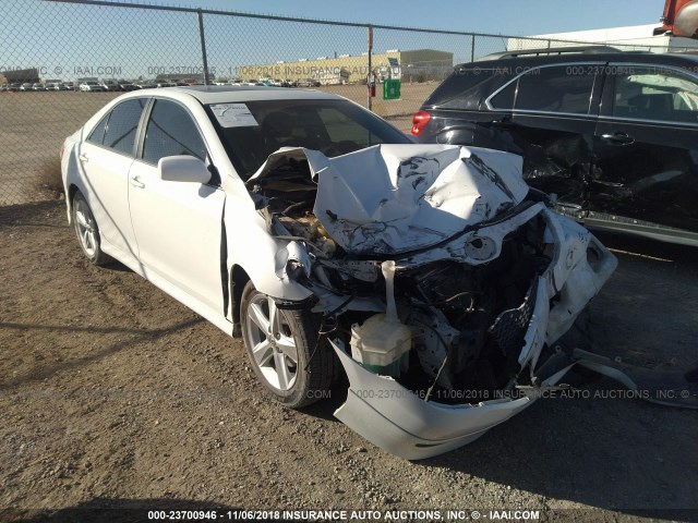4T1BF3EK1AU524413 - 2010 TOYOTA CAMRY SE/LE/XLE 白色 照片 1