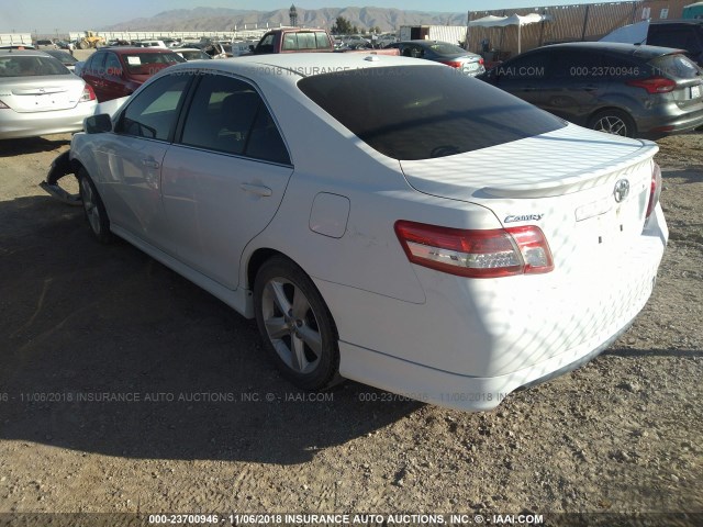 4T1BF3EK1AU524413 - 2010 TOYOTA CAMRY SE/LE/XLE 白色 照片 3