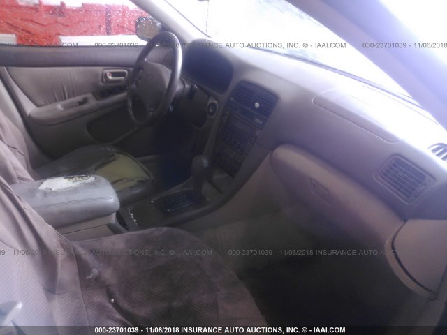 JT8BF28G1Y0246554 - 2000 LEXUS ES 300 BLACK photo 5