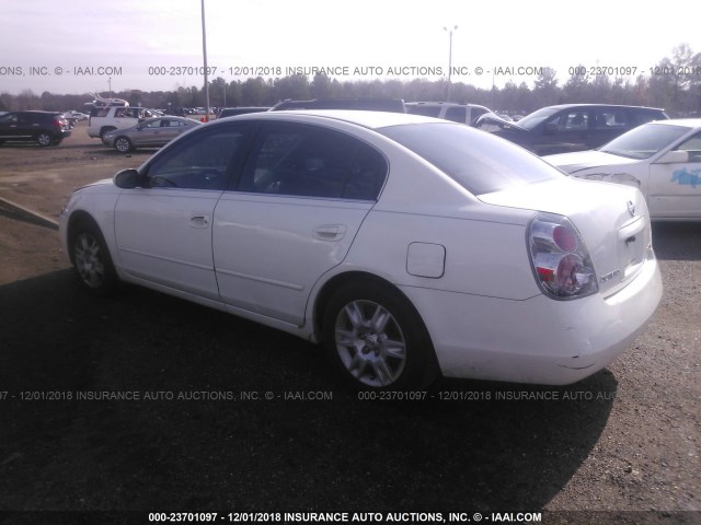 1N4AL11D15C293597 - 2005 NISSAN ALTIMA S/SL WHITE photo 3