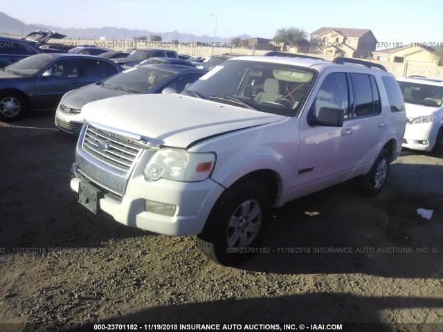 1FMEU63E68UA85365 - 2008 FORD EXPLORER XLT WHITE photo 2