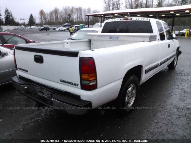 1GCEC19T61E308293 - 2001 CHEVROLET SILVERADO C1500 WHITE photo 4