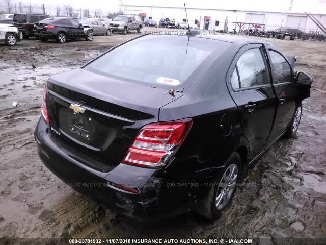 1G1JB5SH2H4156195 - 2017 CHEVROLET SONIC LS 黑色 照片 4