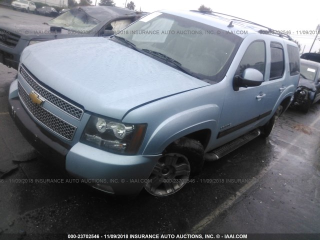 1GNSKBE06BR251490 - 2011 CHEVROLET TAHOE K1500 LT BLUE photo 2