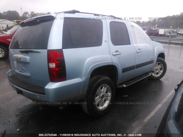 1GNSKBE06BR251490 - 2011 CHEVROLET TAHOE K1500 LT BLUE photo 4