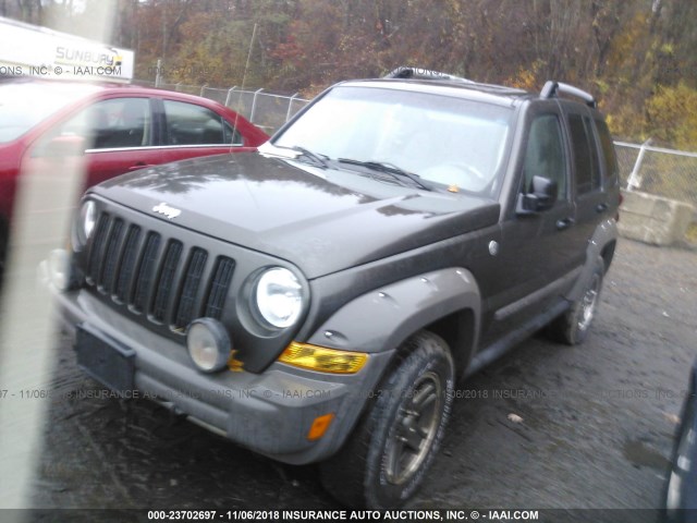 1J4GL38K25W579536 - 2005 JEEP LIBERTY RENEGADE BROWN photo 2