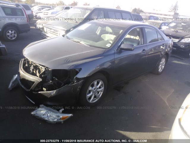 4T4BF3EK5BR184075 - 2011 TOYOTA CAMRY SE/LE/XLE 灰色 照片 2
