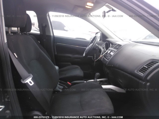 4A4AP3AU7EE015388 - 2014 MITSUBISHI OUTLANDER SPORT ES BLACK photo 5