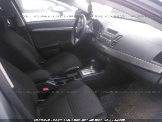 JA32U2FU8DU001672 - 2013 MITSUBISHI LANCER ES/ES SPORT GRAY photo 5