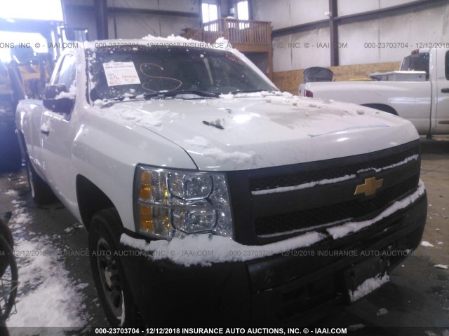 1GCNCPEX1CZ115721 - 2012 CHEVROLET SILVERADO C1500 WHITE photo 1