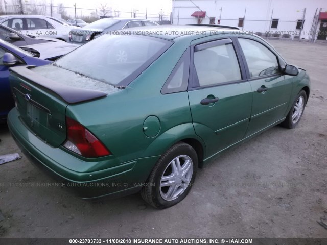 1FAFP34P82W222614 - 2002 FORD FOCUS SE/SE COMFORT GREEN photo 4