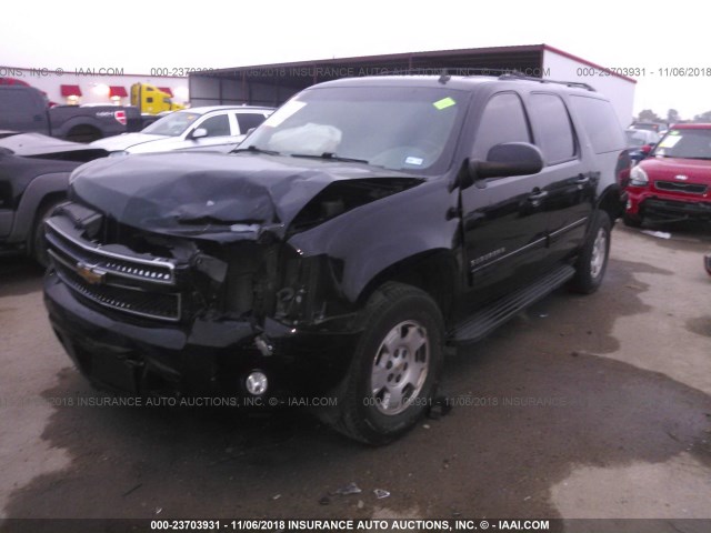 1GNUKJE30AR125427 - 2010 CHEVROLET SUBURBAN K1500 LT BLACK photo 2