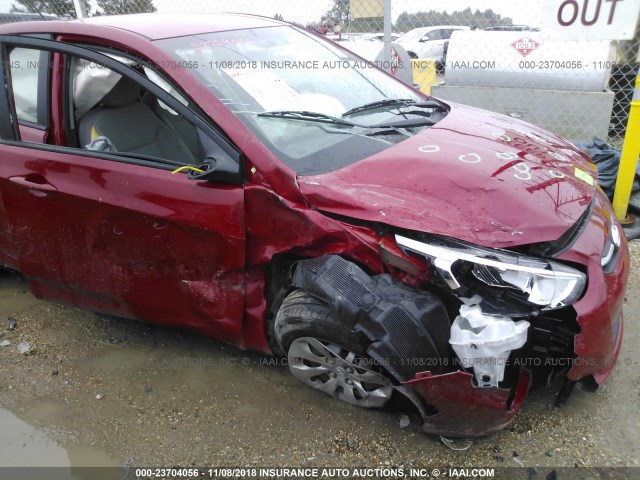 KMHCT4AE0HU290651 - 2017 HYUNDAI ACCENT SE RED photo 6