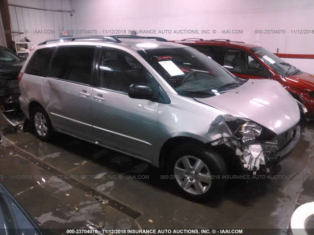 5TDZA23CX5S323143 - 2005 TOYOTA SIENNA CE/LE TAN photo 1