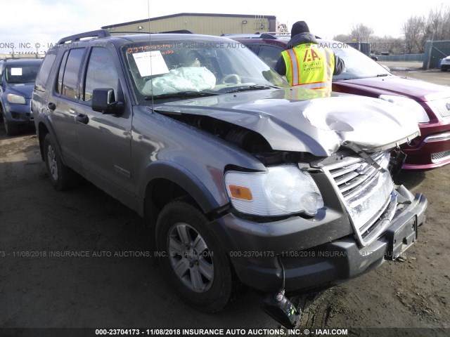 1FMEU73E06ZA02132 - 2006 FORD EXPLORER XLT GRAY photo 1