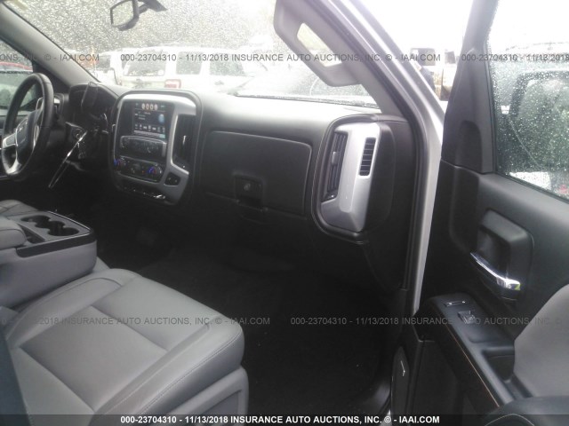 3GTU2NECXHG226730 - 2017 GMC SIERRA K1500 SLT GRAY photo 5