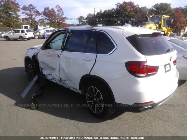 5UXKR0C59J0X92946 - 2018 BMW X5 XDRIVE35I WHITE photo 3