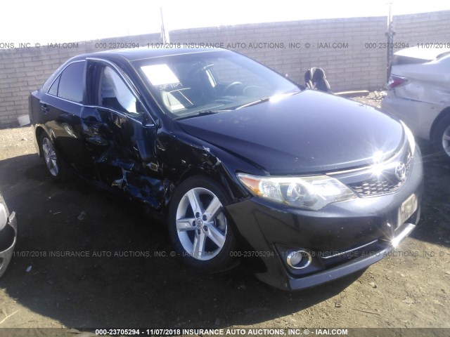 4T1BF1FK1CU017792 - 2012 TOYOTA CAMRY SE/LE/XLE BLACK photo 1