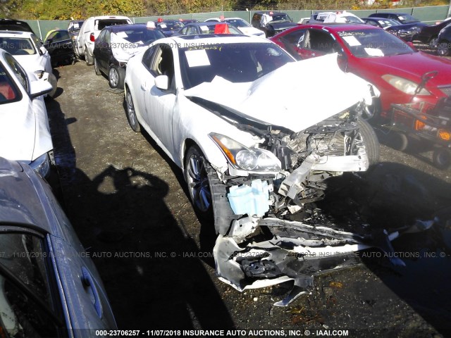 JN1CV6EL8BM261072 - 2011 INFINITI G37 WHITE photo 1