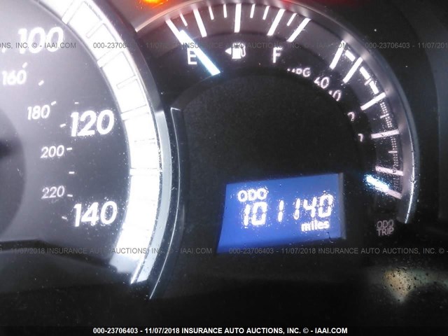 4T1BF1FK4DU227966 - 2013 TOYOTA CAMRY L/SE/LE/XLE Gümüş foto 7