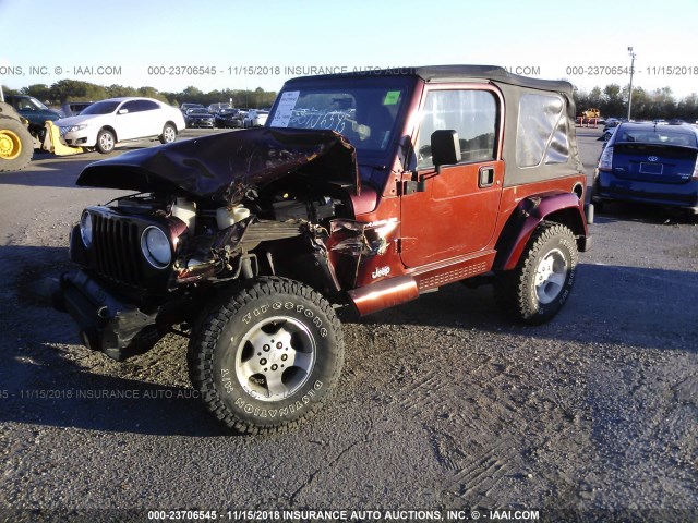 1J4FA59S51P352700 - 2001 JEEP WRANGLER / TJ SAHARA MAROON photo 2