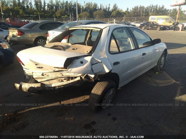 1G1JC524X17123220 - 2001 CHEVROLET CAVALIER CNG WHITE photo 4