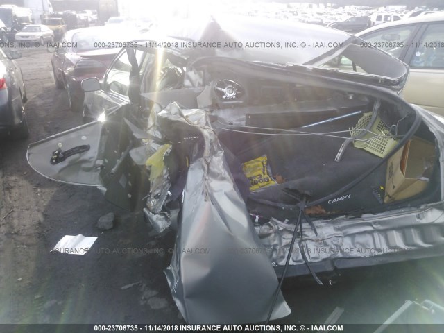 4T1BE32K65U601872 - 2005 TOYOTA CAMRY LE/XLE/SE SILVER photo 3