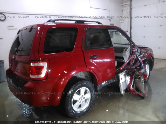 1FMCU9D76AKC96320 - 2010 FORD ESCAPE XLT RED photo 4