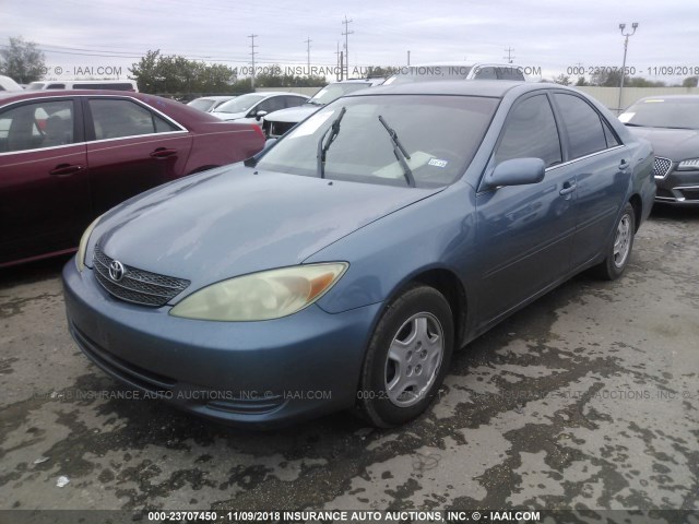 4T1BF32K43U546302 - 2003 TOYOTA CAMRY LE/XLE/SE BLUE photo 2