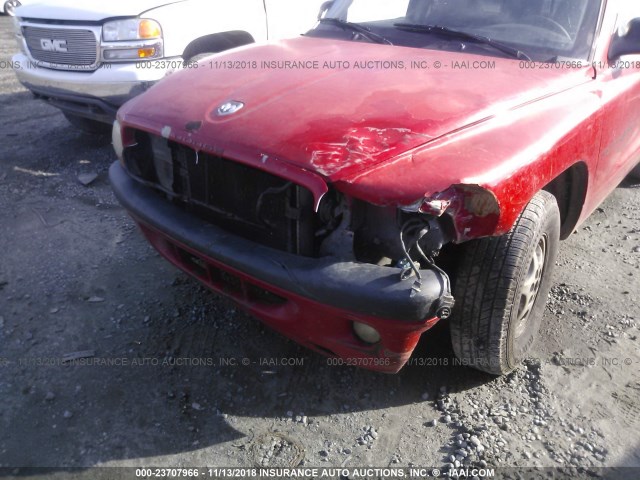 1B7FL26XX1S327044 - 2001 DODGE DAKOTA RED photo 6