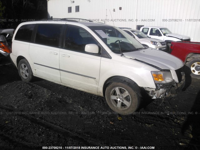 2D4RN5D11AR209752 - 2010 DODGE GRAND CARAVAN SXT WHITE photo 1