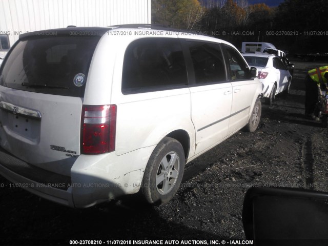 2D4RN5D11AR209752 - 2010 DODGE GRAND CARAVAN SXT WHITE photo 4