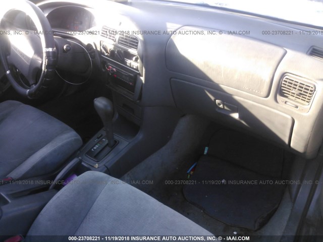 JT2BG12K5T0373492 - 1996 TOYOTA CAMRY DX/LE/XLE SILVER photo 5