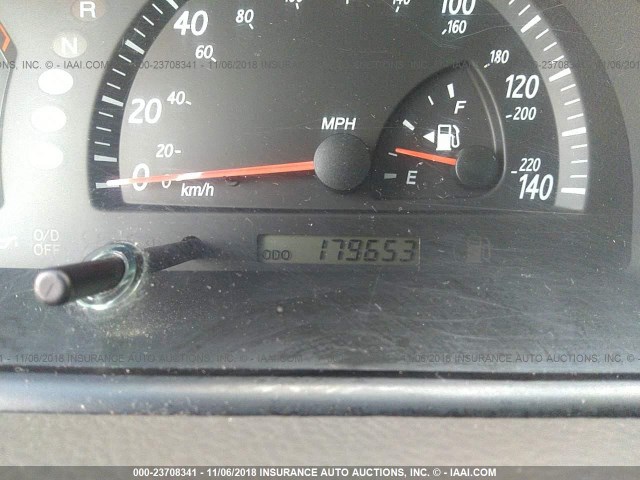 JTDBE32K240256835 - 2004 TOYOTA CAMRY LE/XLE Сұр фото 7