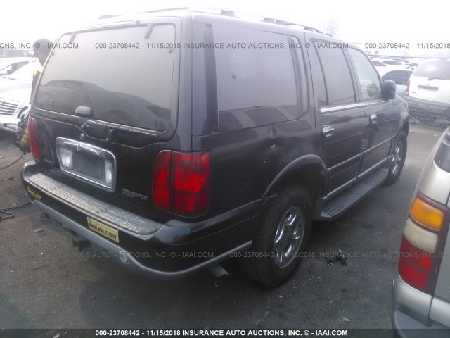 5LMFU28R32LJ05798 - 2002 LINCOLN NAVIGATOR შავი ფოტო 4