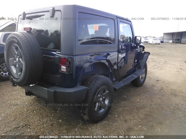 1C4AJWAG1DL572649 - 2013 JEEP WRANGLER SPORT Navy photo 4