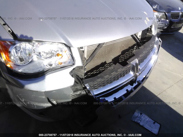 2C4RDGBG6FR702188 - 2015 DODGE GRAND CARAVAN SE GRAY photo 6