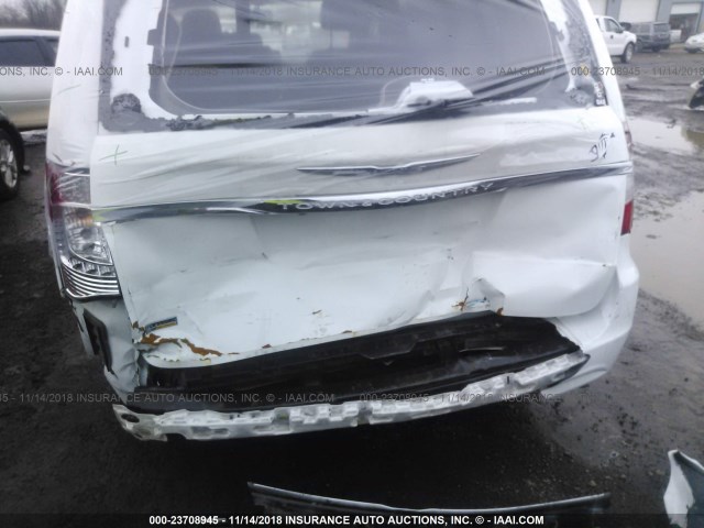 2C4RC1BG1GR289338 - 2016 CHRYSLER TOWN & COUNTRY TOURING WHITE photo 6