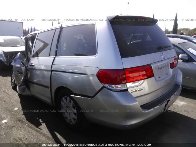 5FNRL38239B056048 - 2009 HONDA ODYSSEY LX SILVER photo 3